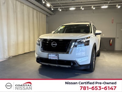2023 Nissan Pathfinder SL W/Premium Package