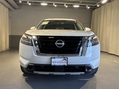 2023 Nissan Pathfinder SL W/Premium Package