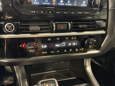 2023 Nissan Pathfinder SL W/Premium Package