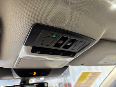 2023 Nissan Pathfinder SL W/Premium Package