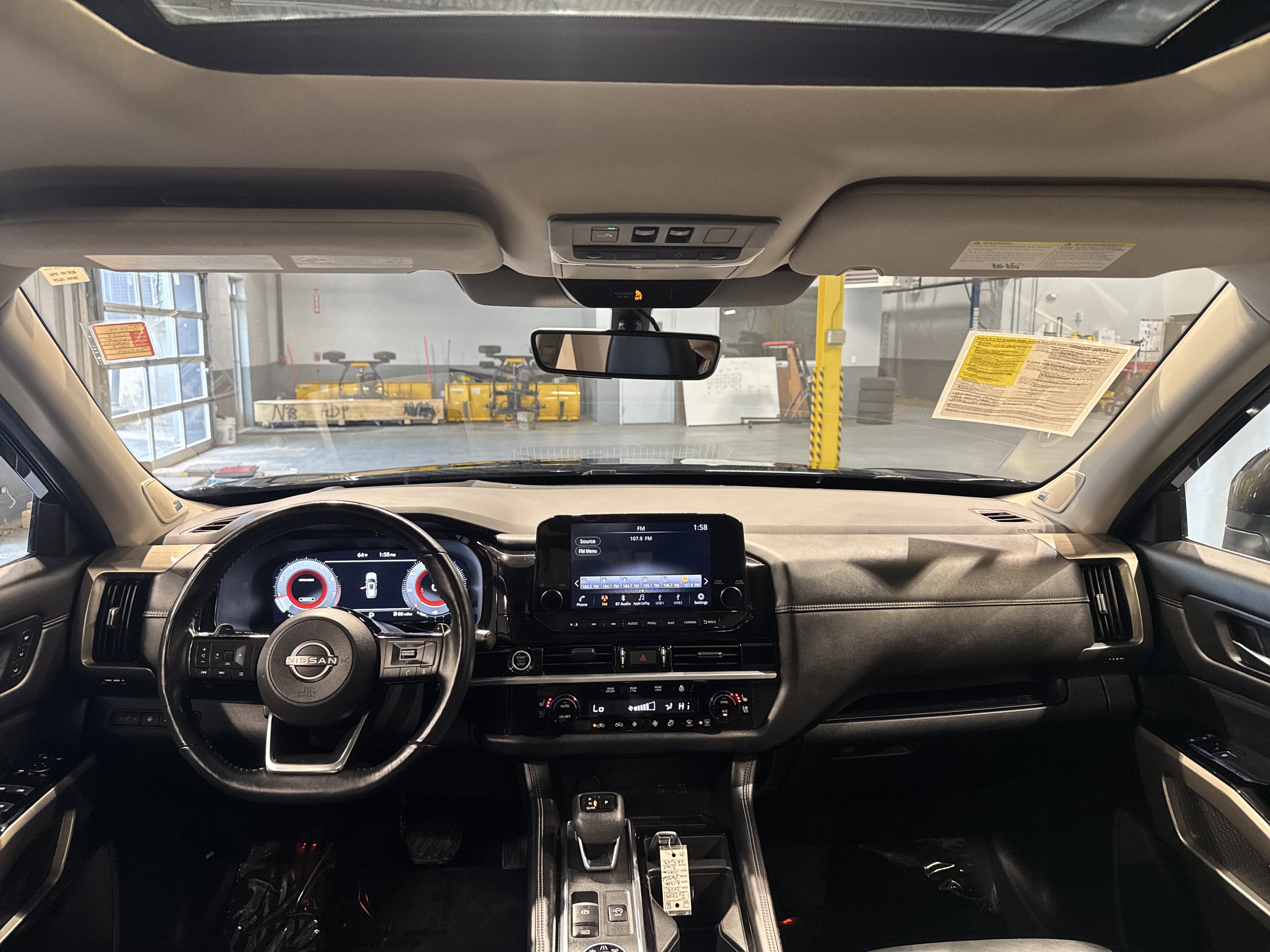 2023 Nissan Pathfinder Platinum