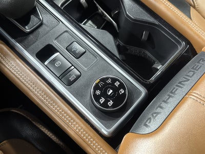 2024 Nissan Pathfinder Platinum W/Captain's Chairs