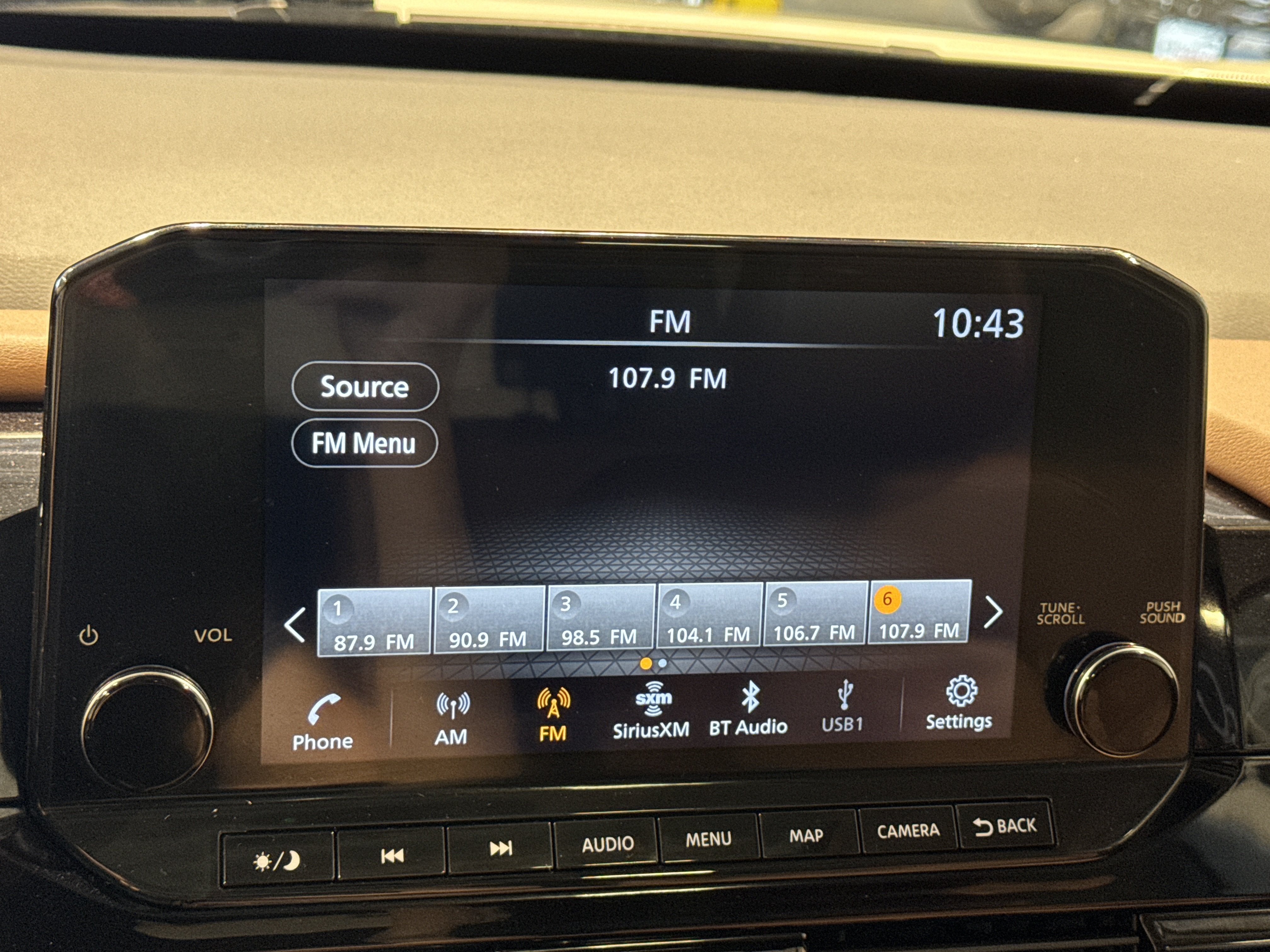 2023 Nissan Pathfinder Platinum W/Captain's Chairs