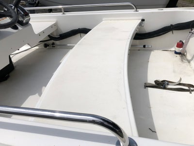 2006 BOSTON WHALER 110 SPORT Base