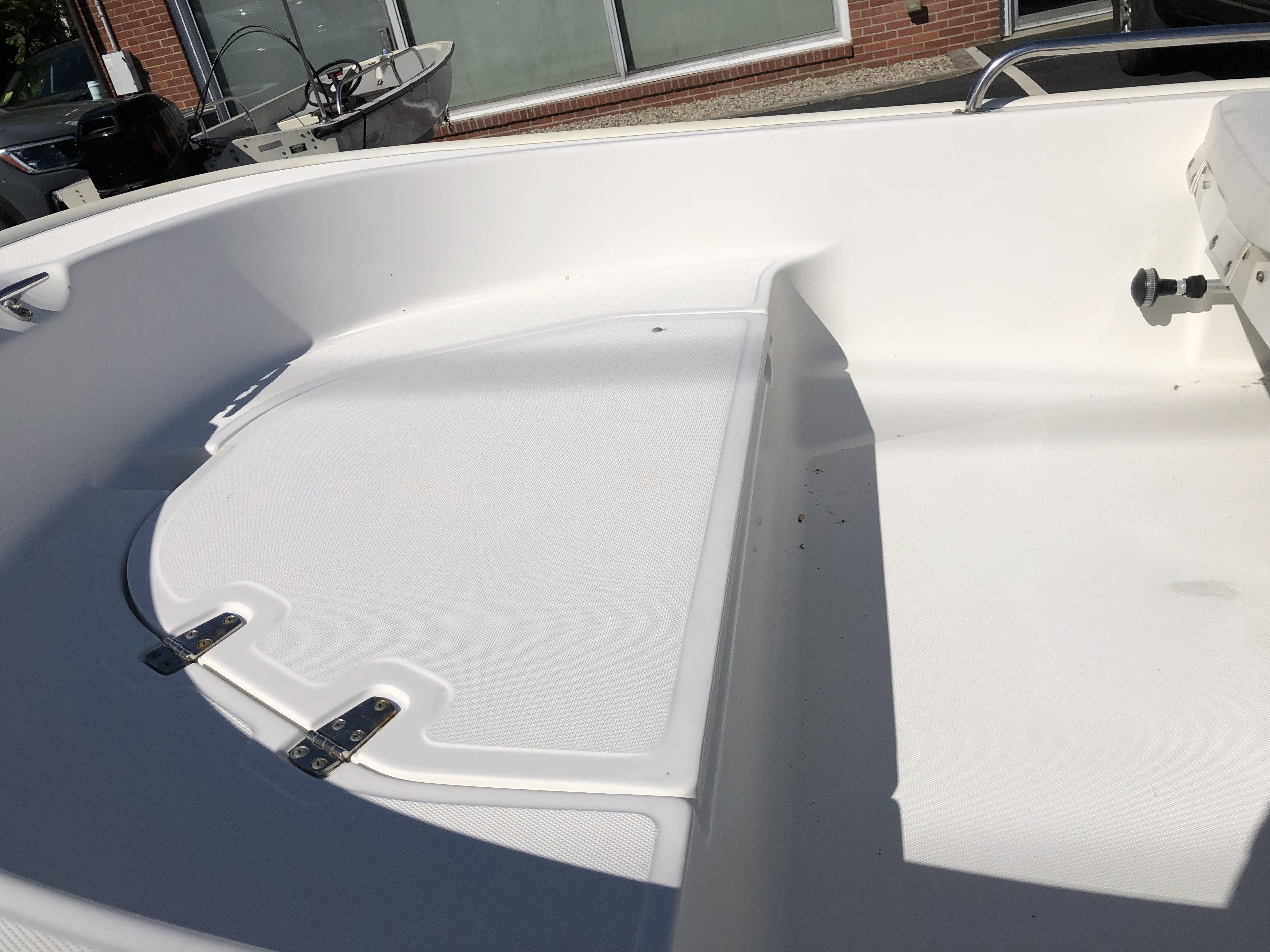 2005 BOSTON WHALER 110 SPORT Base