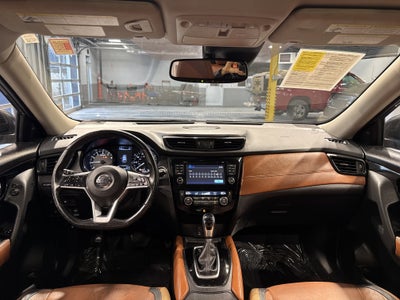 2017 Nissan Rogue SL W/Premium & Platinum Package