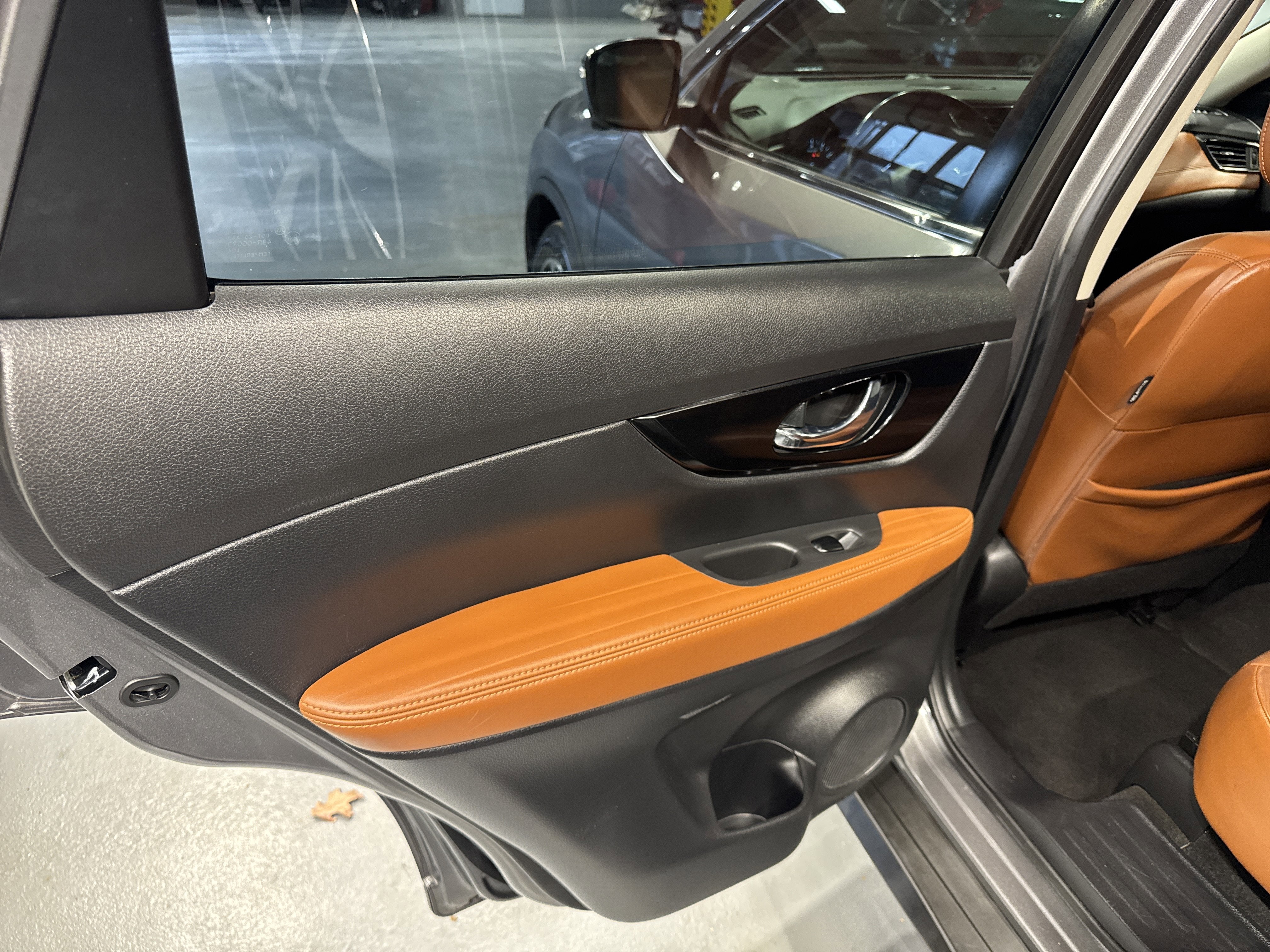 2017 Nissan Rogue SL W/Premium & Platinum Package