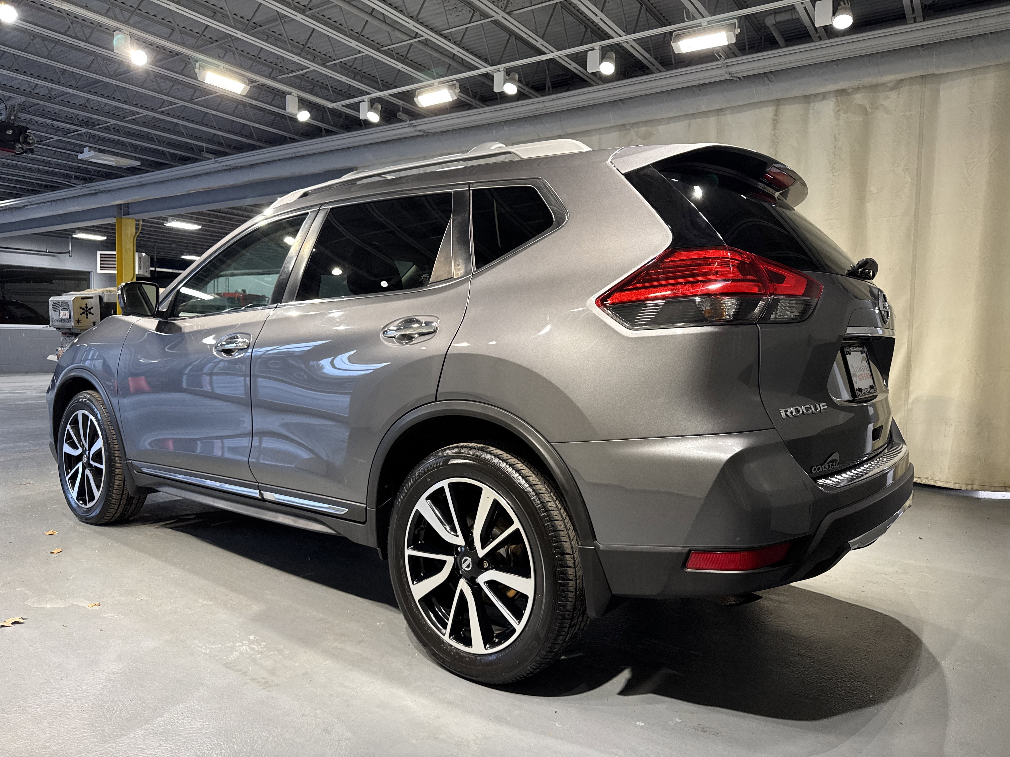 2017 Nissan Rogue SL W/Premium & Platinum Package