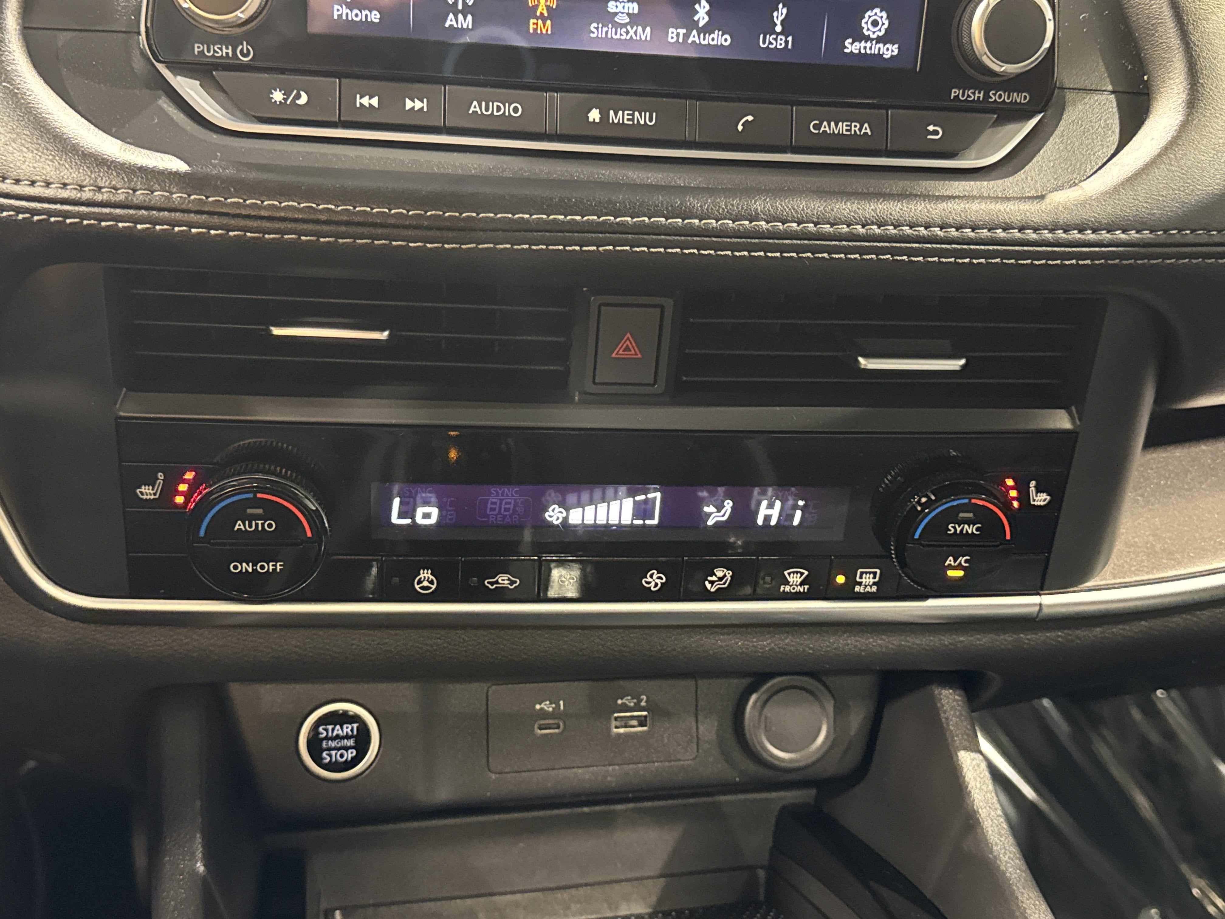 2023 Nissan Rogue SV W/Premium Package & Midnight Package