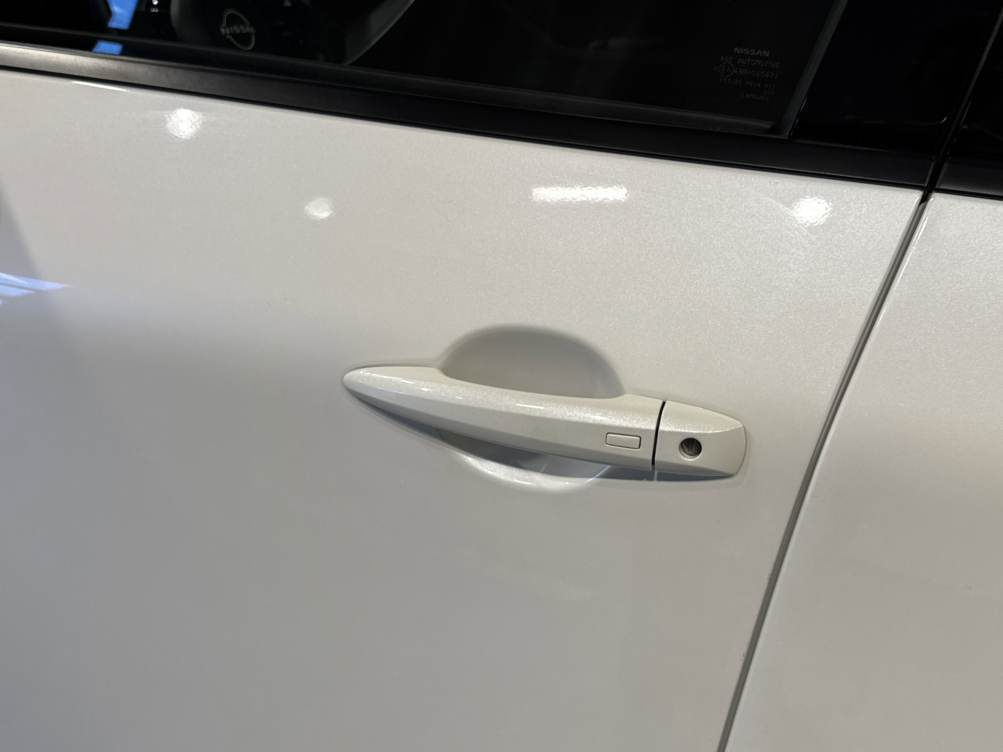 2023 Nissan Rogue SV W/Premium Package & Midnight Package