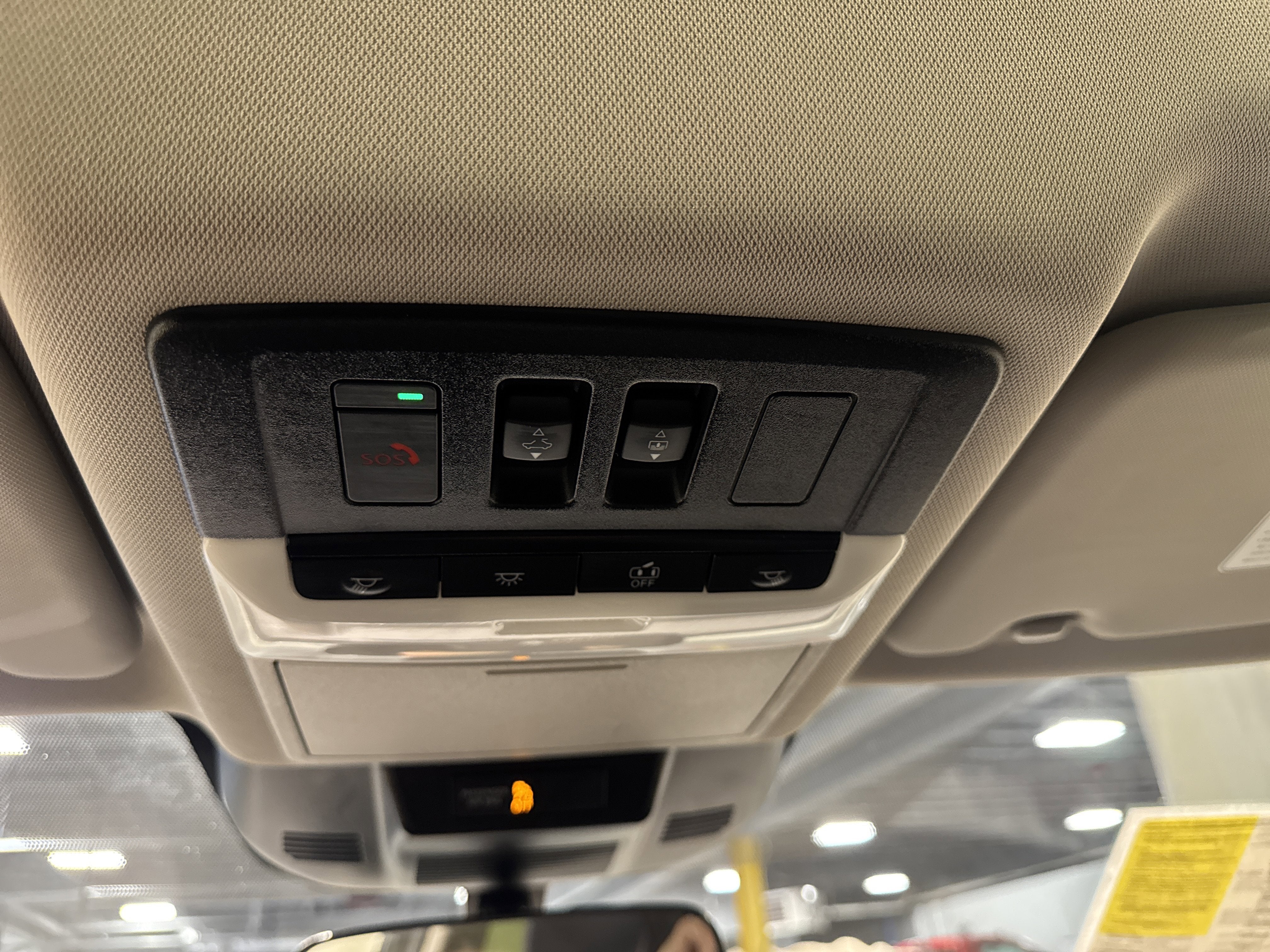 2023 Nissan Rogue SV W/Premium & Midnight Package