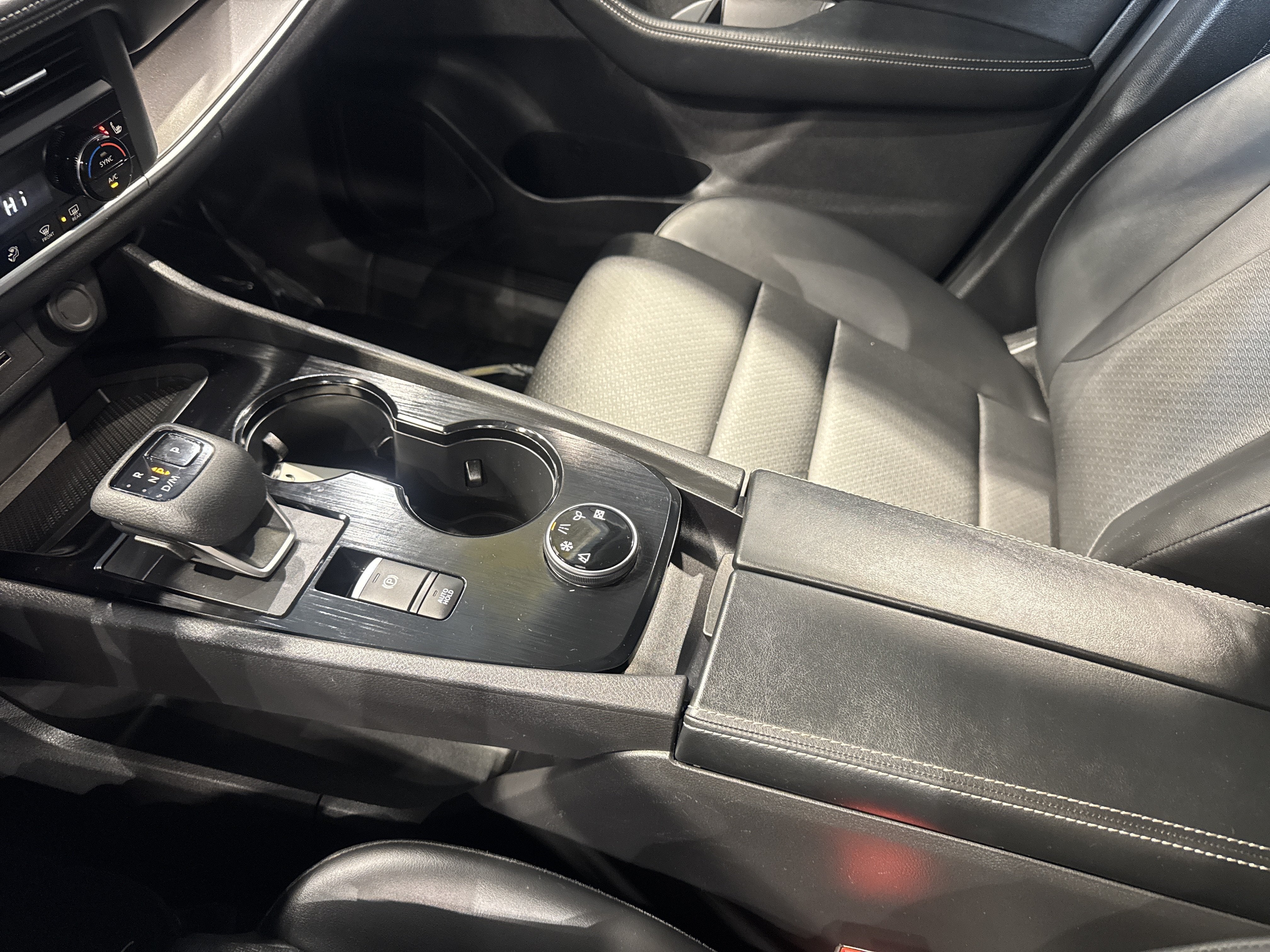 2023 Nissan Rogue SV W/Premium Package