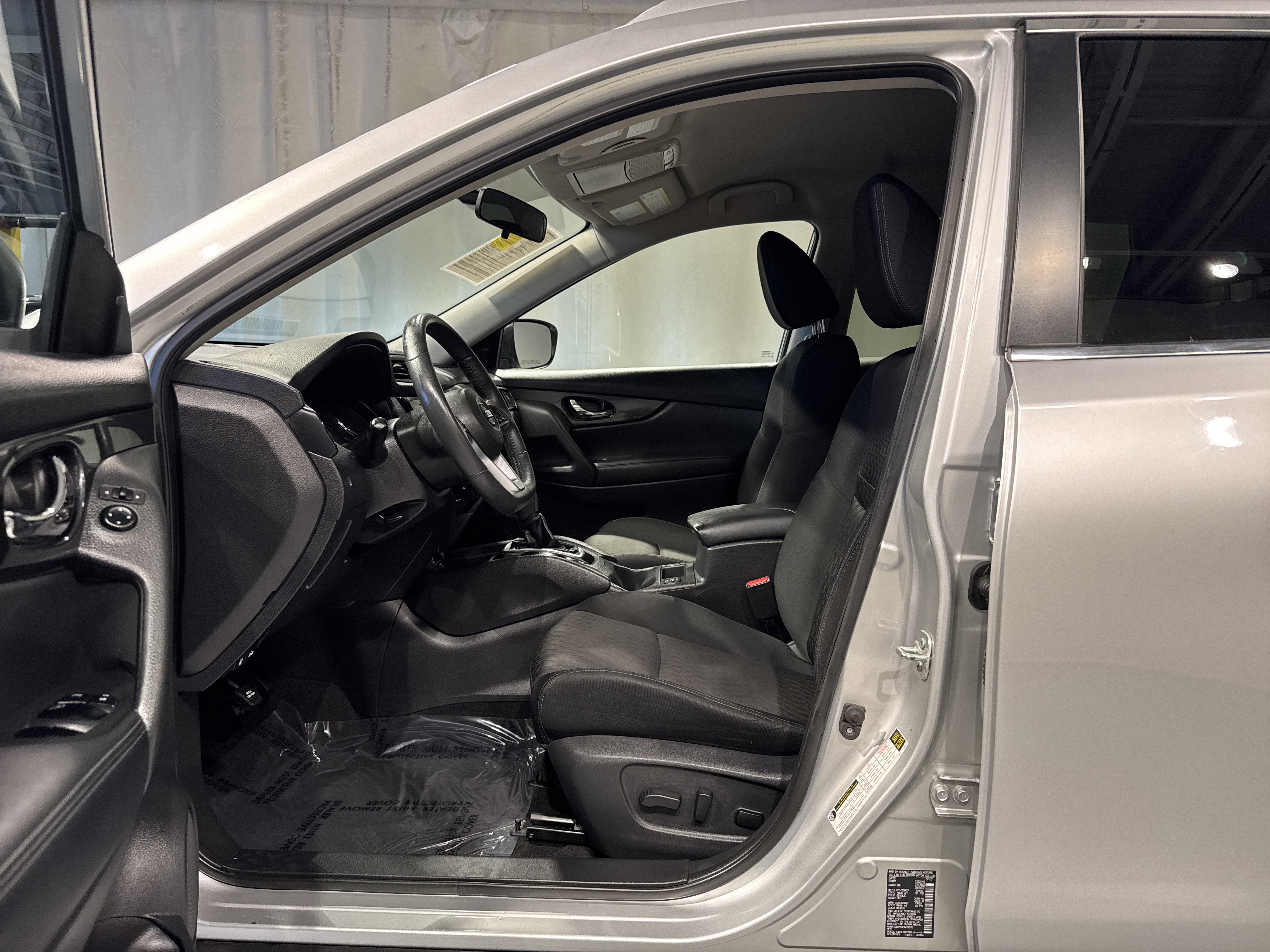 2017 Nissan Rogue SV W/Premium Package