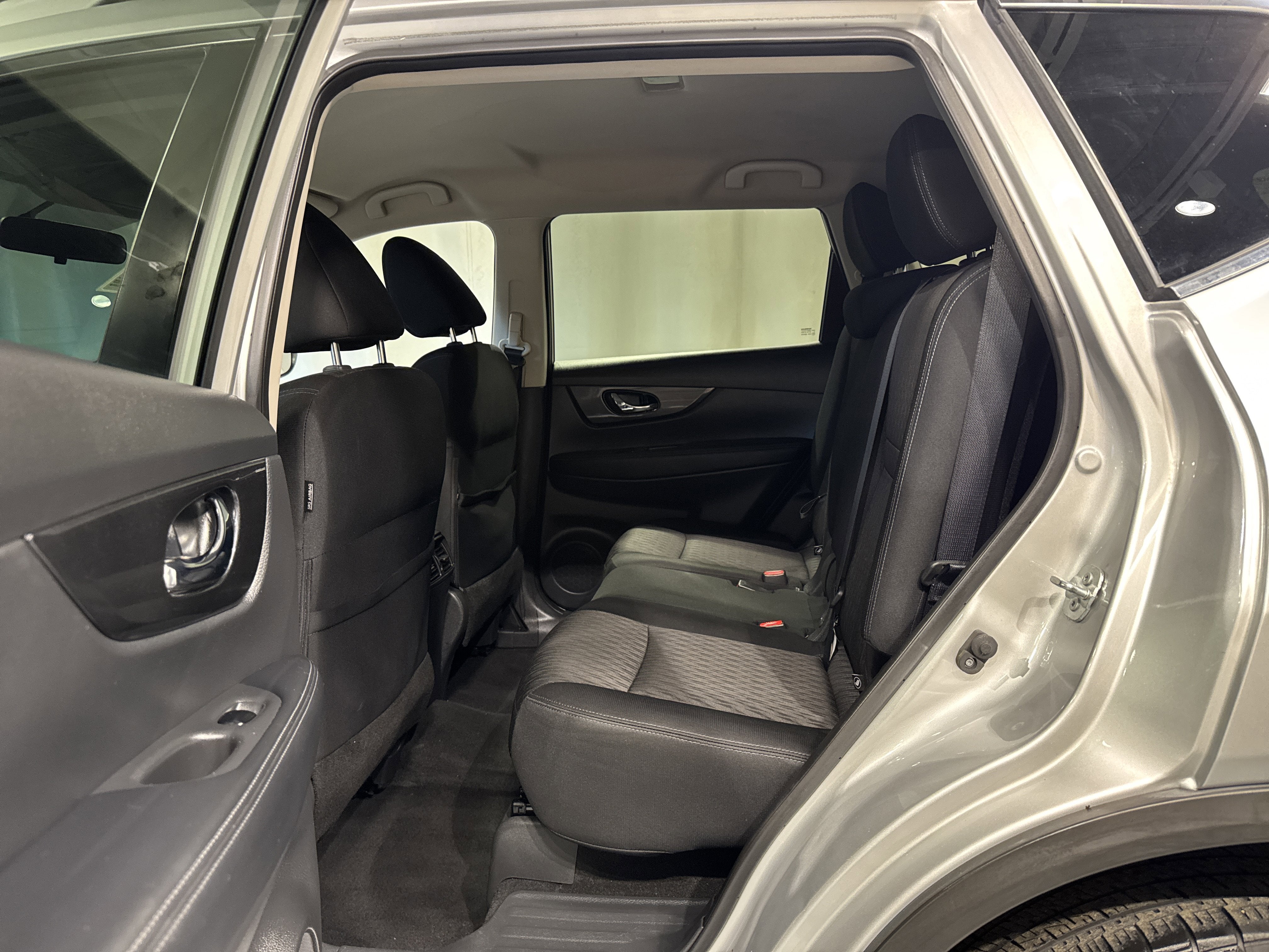 2017 Nissan Rogue SV W/Premium Package