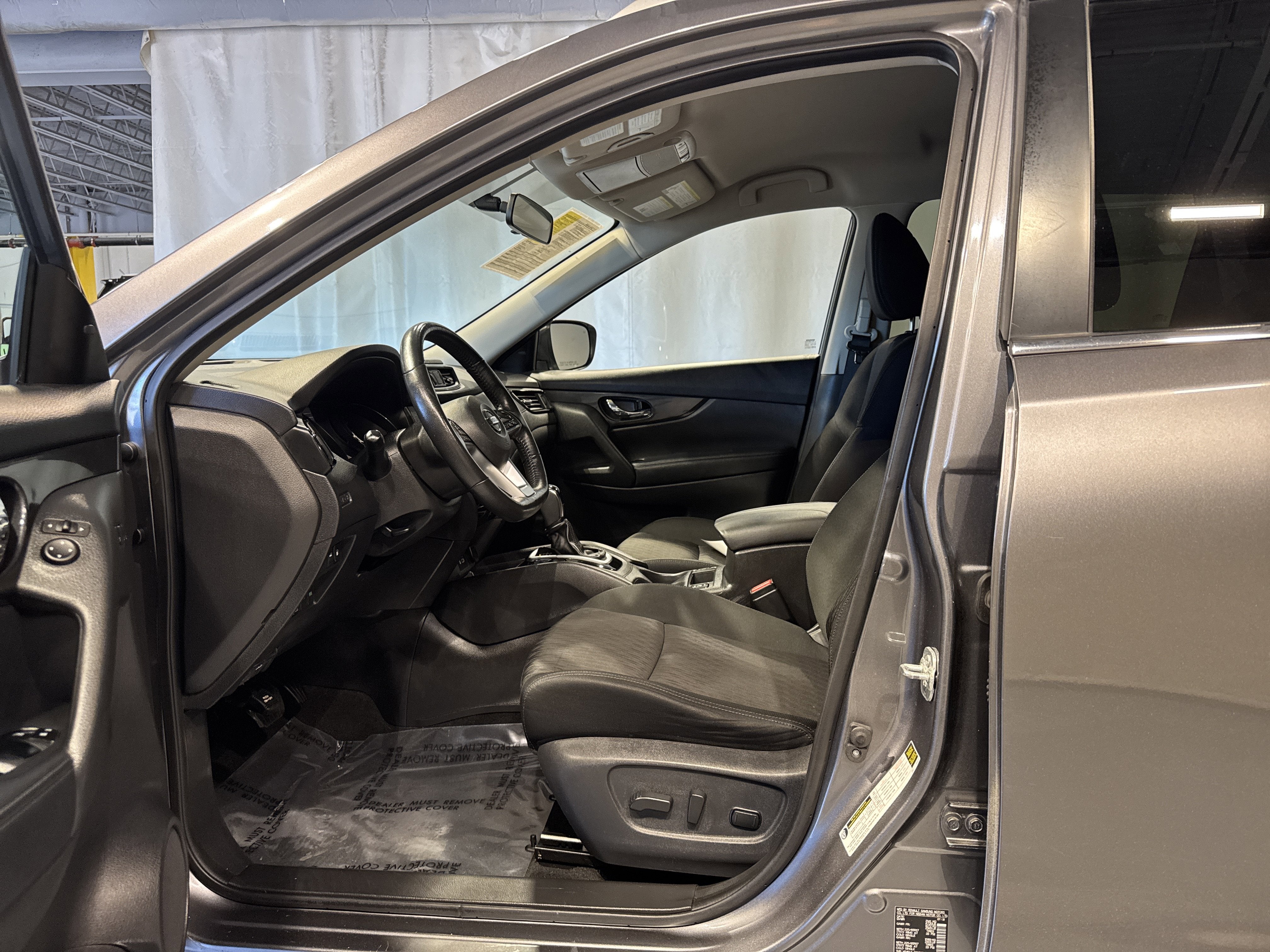 2018 Nissan Rogue Base
