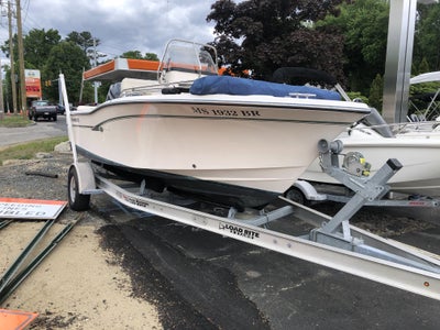2011 GRADY WHITE 18 FISHERMAN Base