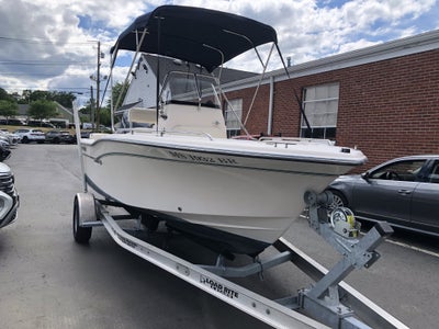 2011 GRADY WHITE 18 FISHERMAN Base