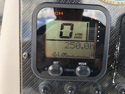 2011 GRADY WHITE 18 FISHERMAN Base