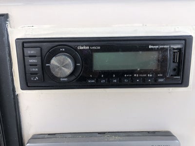 2011 GRADY WHITE 18 FISHERMAN Base