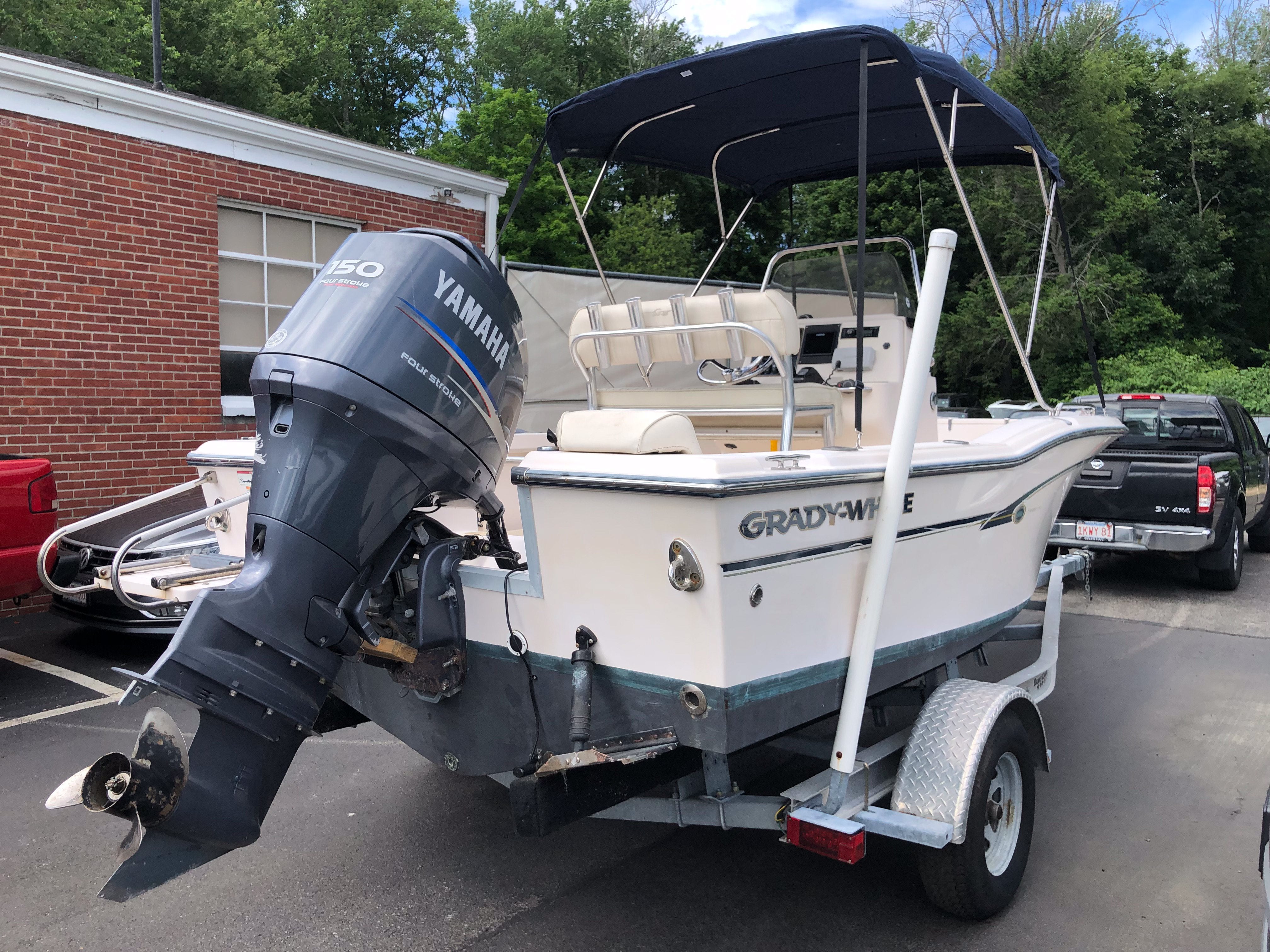 2011 GRADY WHITE 18 FISHERMAN Base