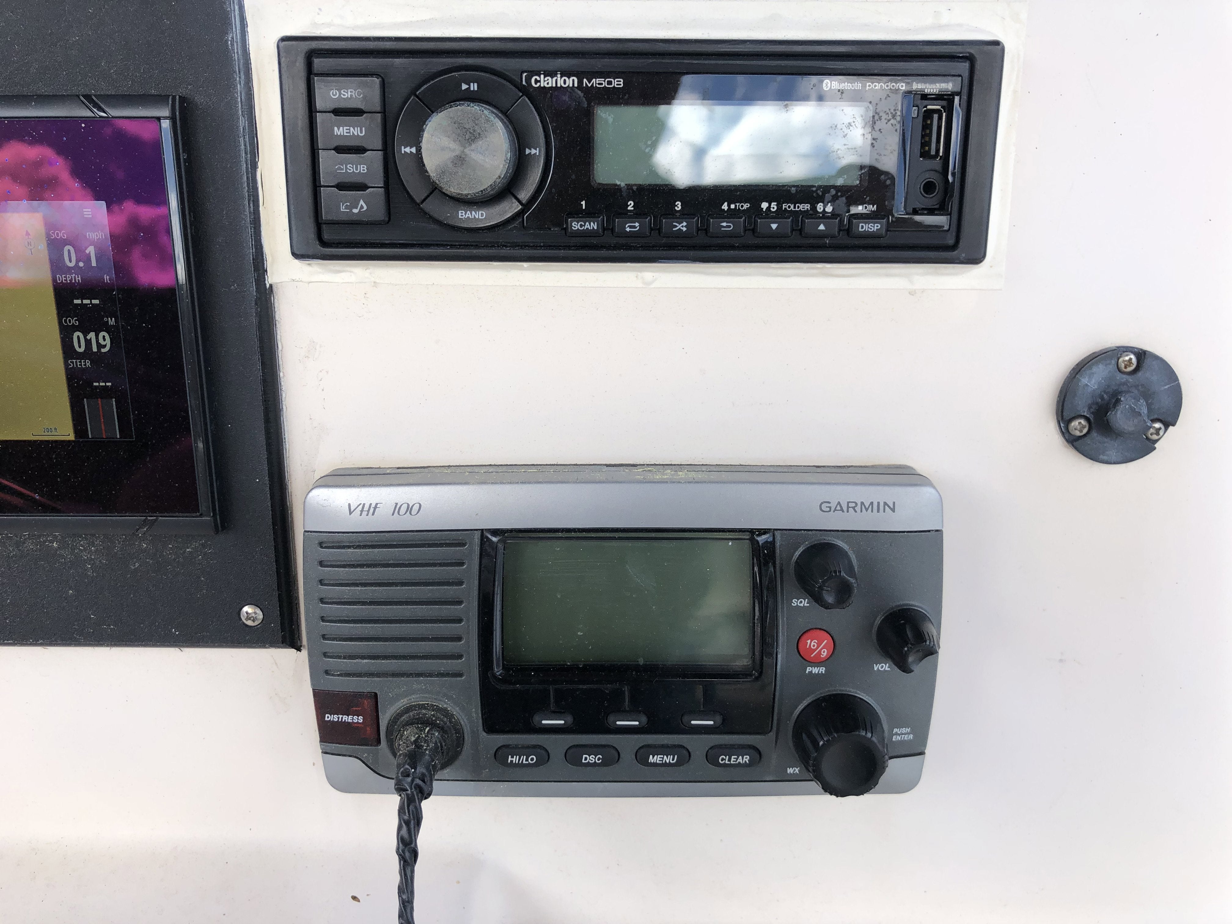 2011 GRADY WHITE 18 FISHERMAN Base