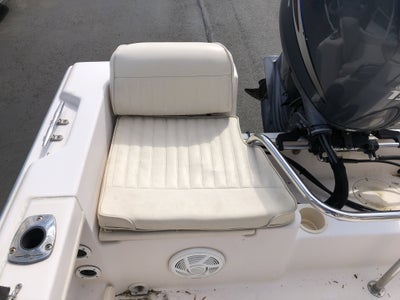 2011 GRADY WHITE 18 FISHERMAN Base