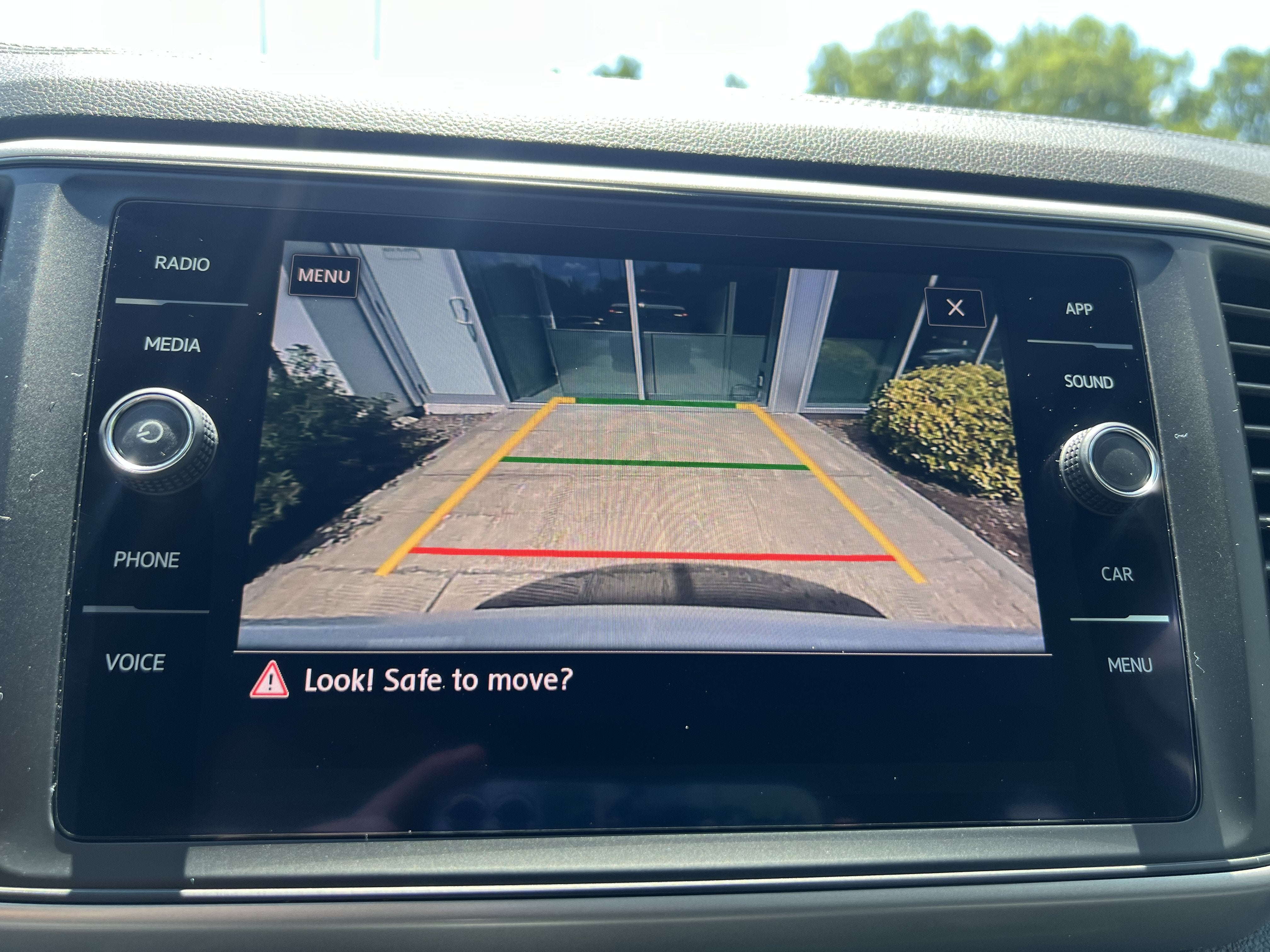 2020 Volkswagen Atlas Cross Sport 3.6L V6 SE w/Technology