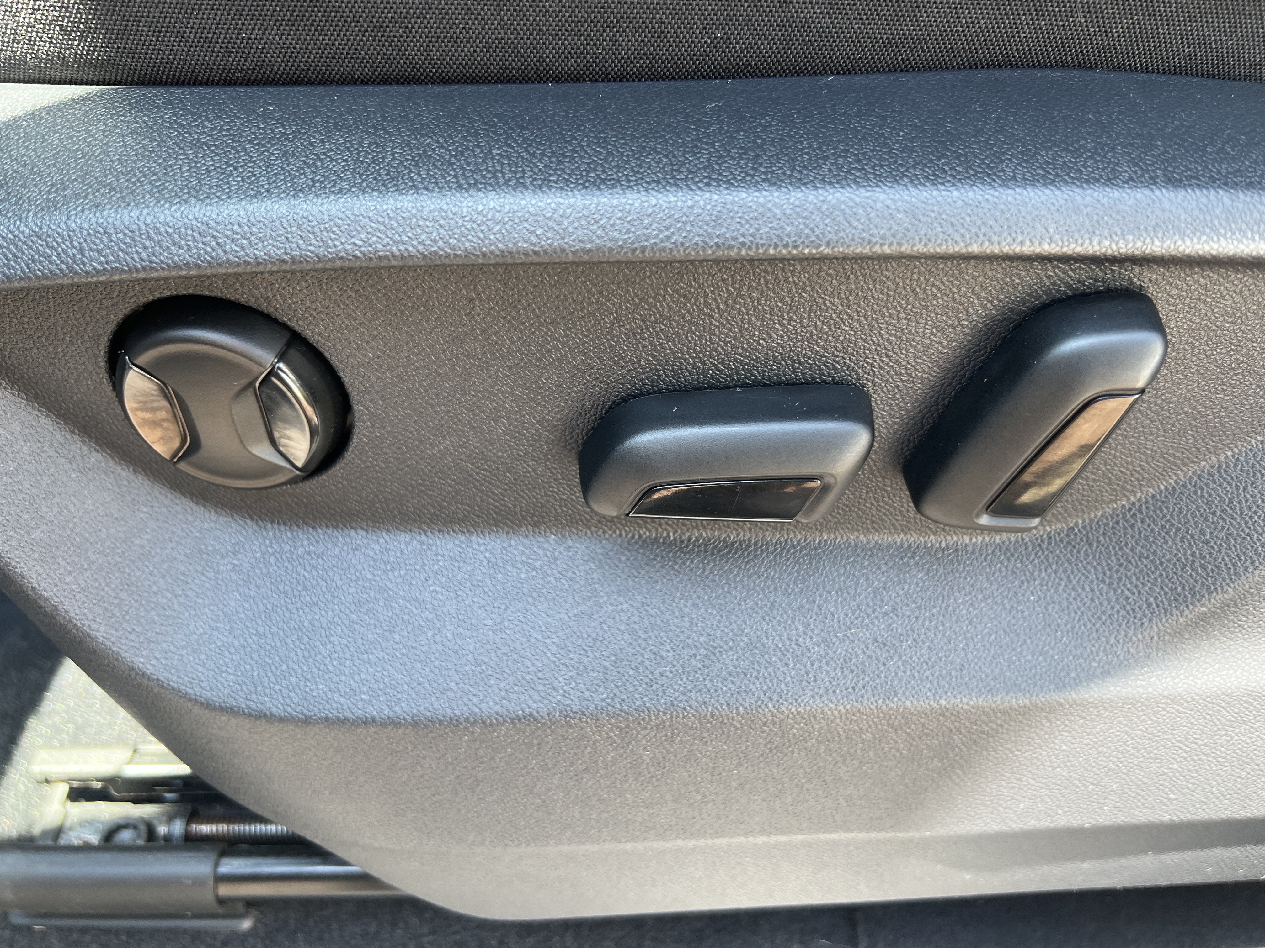 2020 Volkswagen Atlas Cross Sport 3.6L V6 SE w/Technology