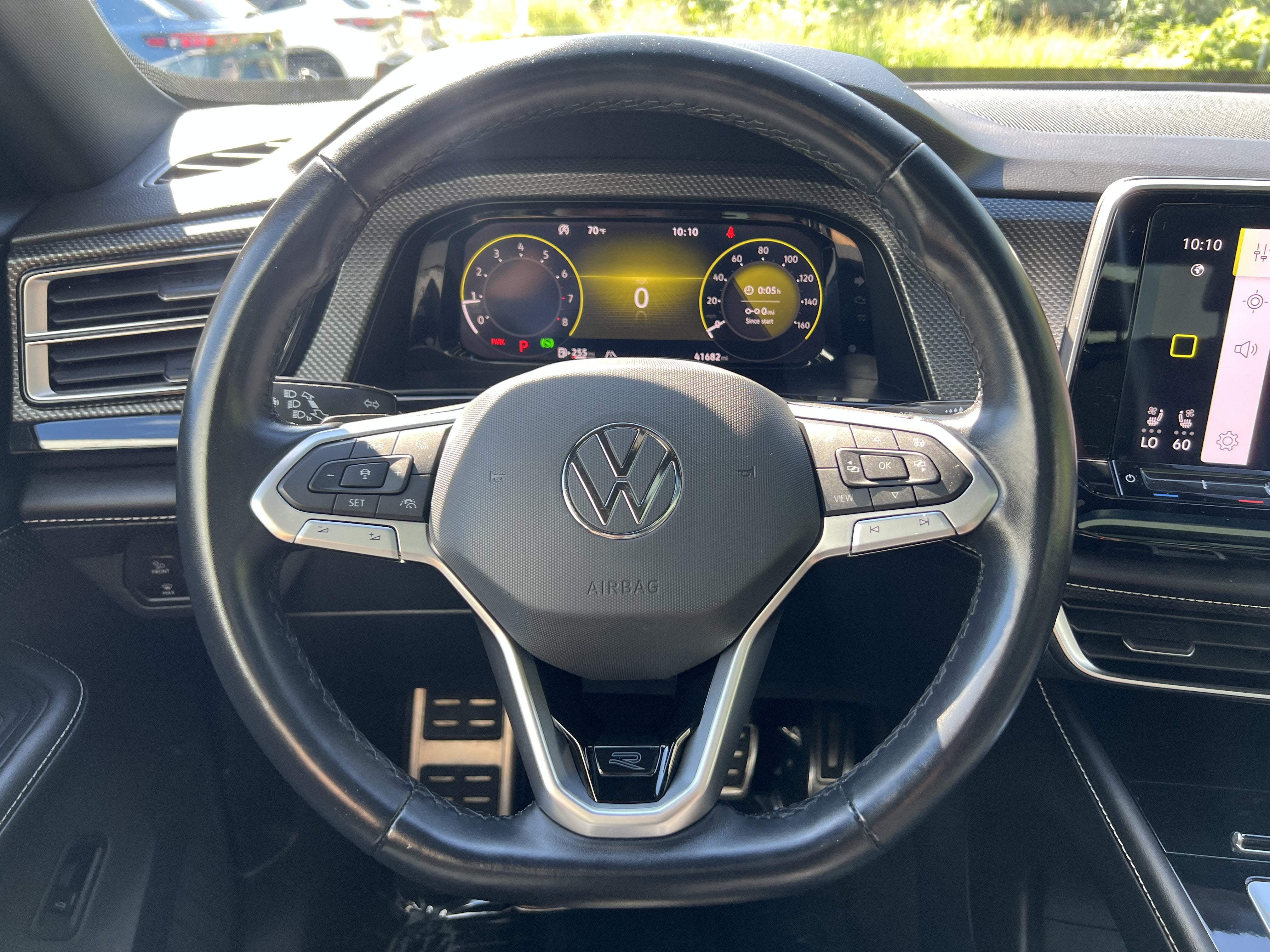 2024 Volkswagen Atlas Cross Sport 2.0T SEL R-Line