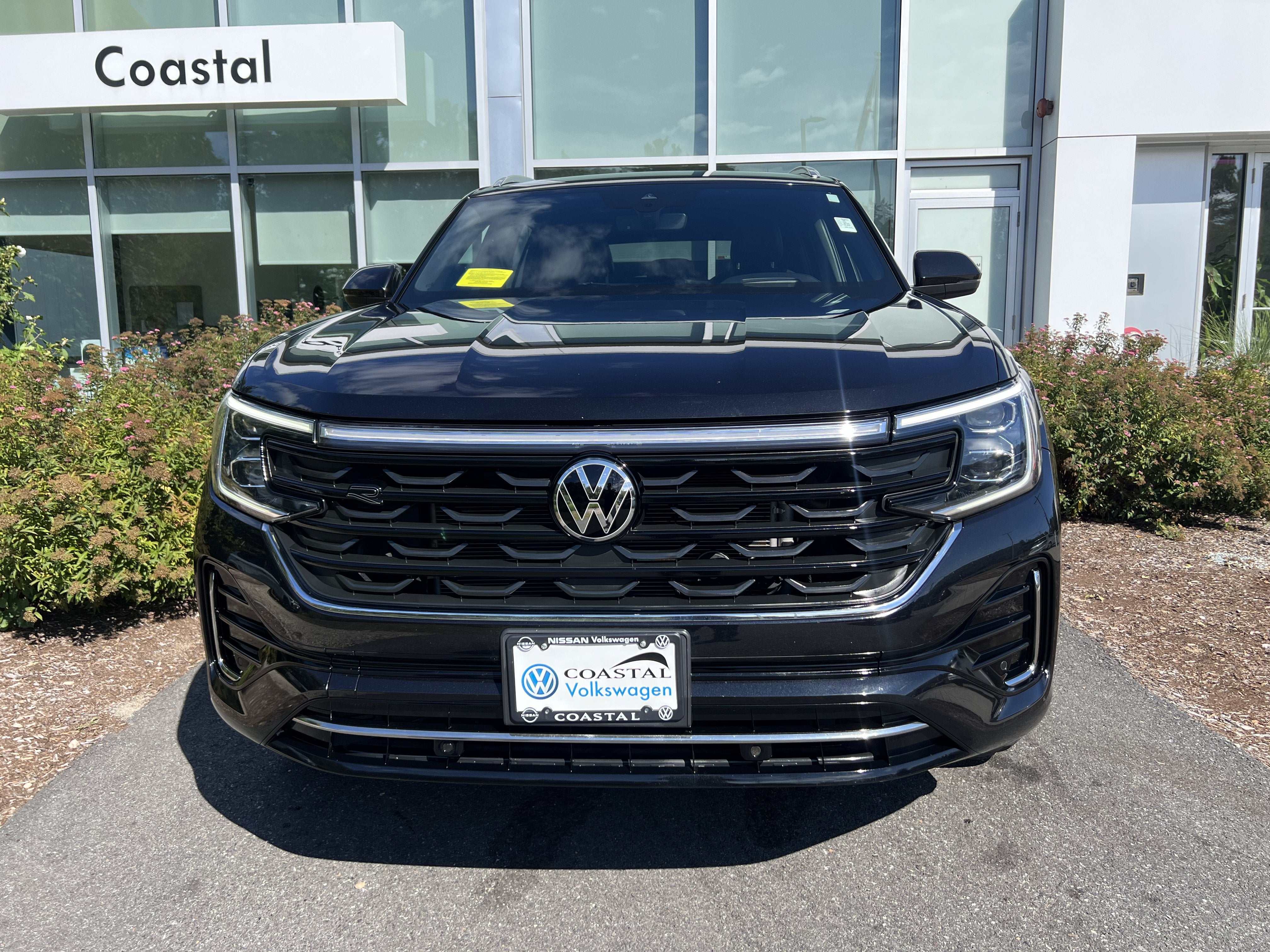 2024 Volkswagen Atlas Cross Sport 2.0T SEL R-Line