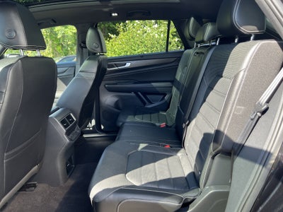 2024 Volkswagen Atlas Cross Sport 2.0T SEL R-Line