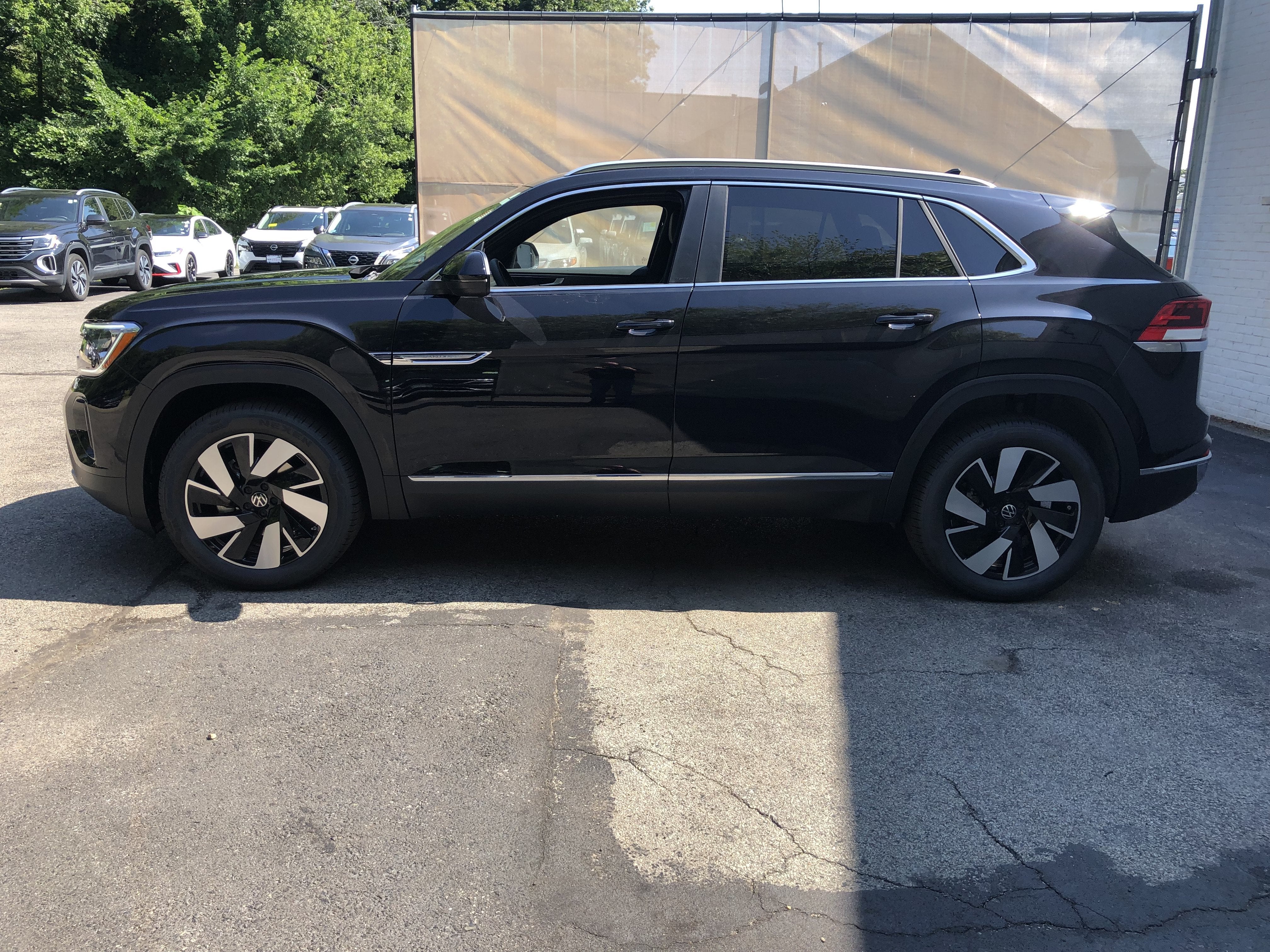 2026 Volkswagen Atlas Cross Sport 2.0T SEL