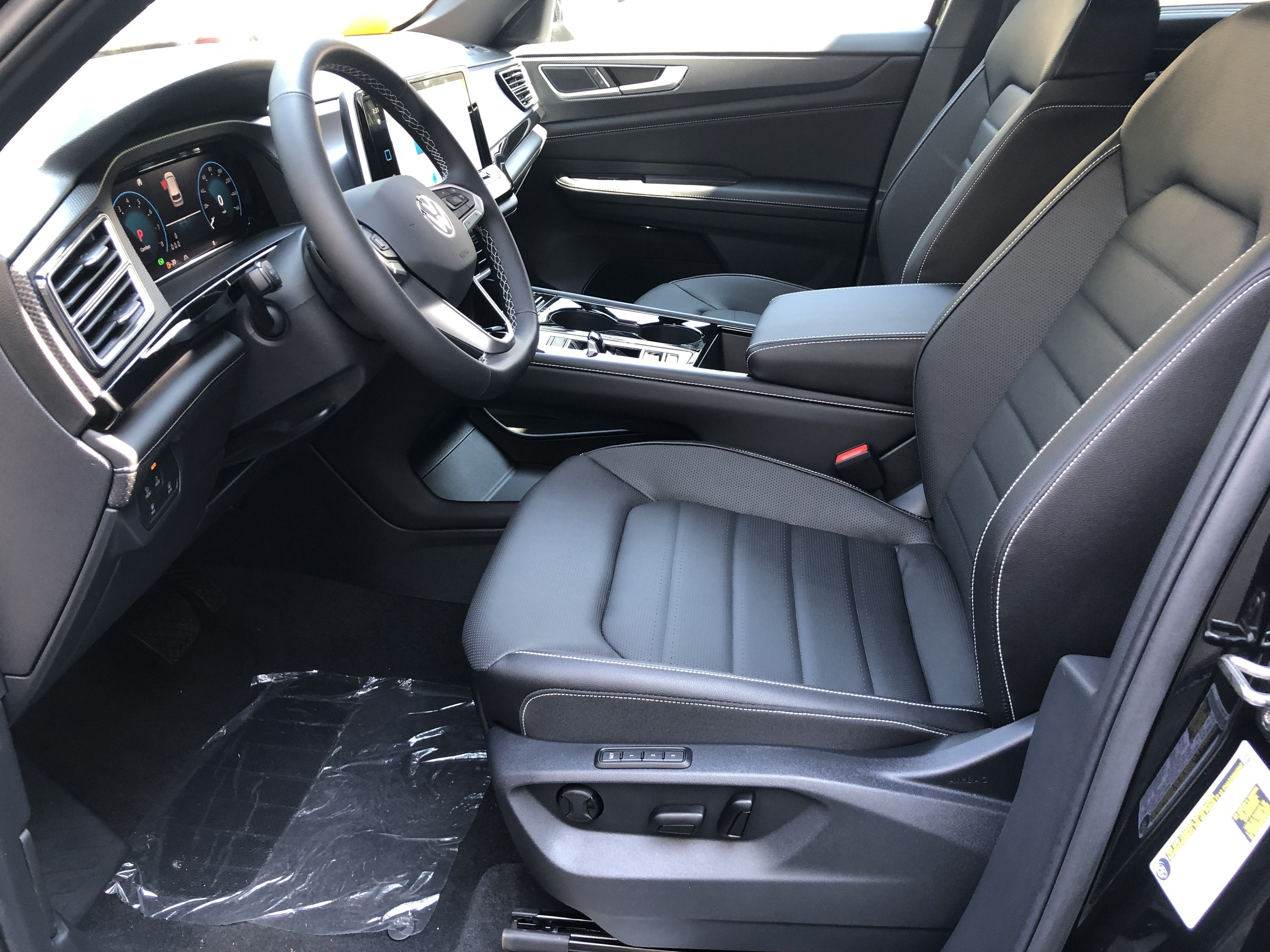2026 Volkswagen Atlas Cross Sport 2.0T SEL
