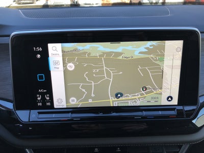 2026 Volkswagen Atlas 2.0T SEL w/captains chairs