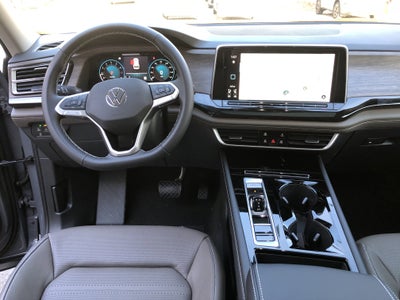 2026 Volkswagen Atlas 2.0T SEL w/captains chairs