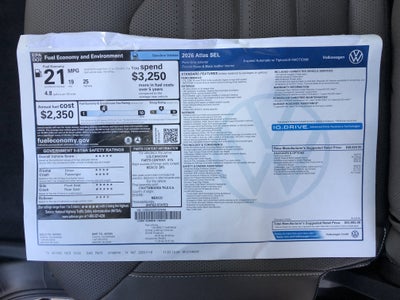 2026 Volkswagen Atlas 2.0T SEL w/captains chairs