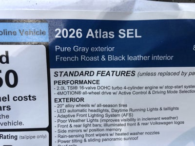 2026 Volkswagen Atlas 2.0T SEL w/captains chairs