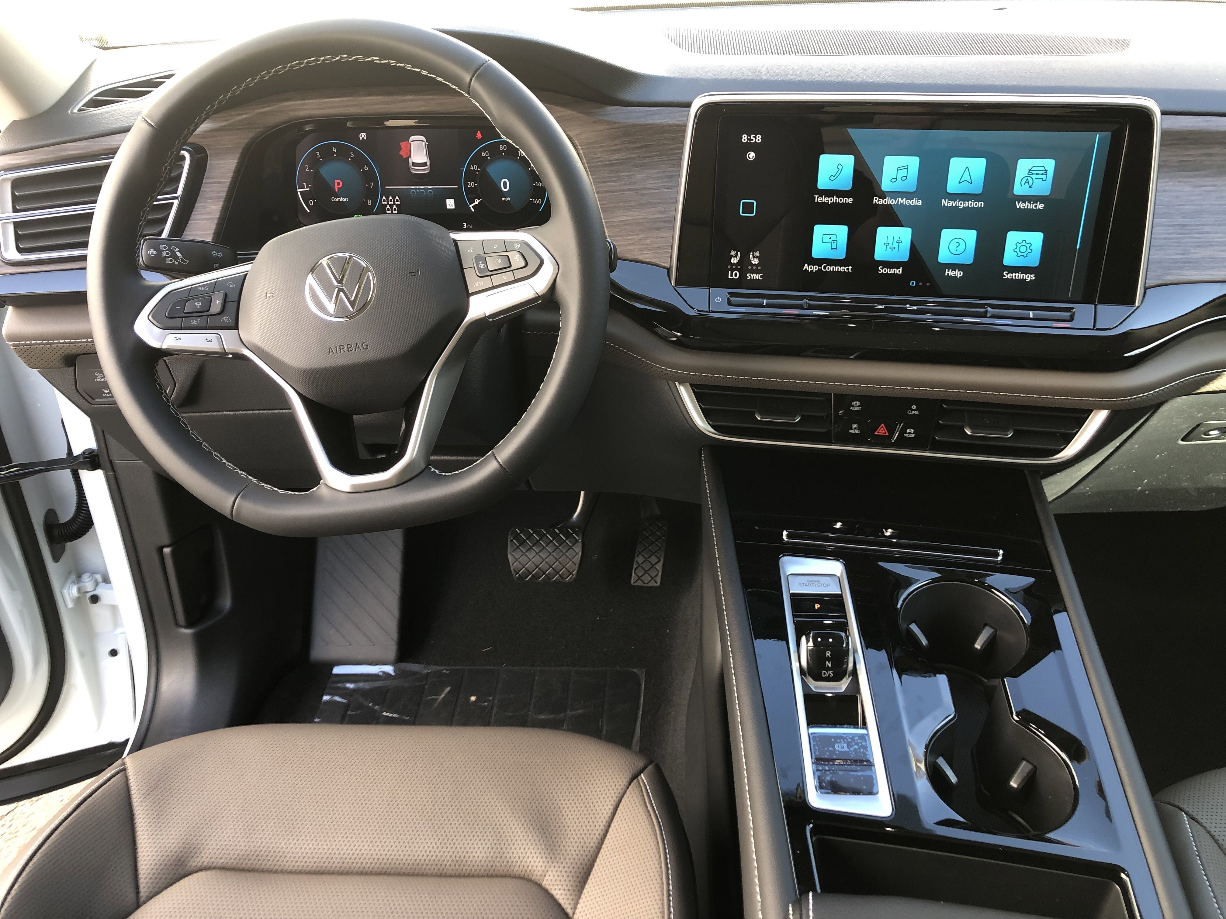 2026 Volkswagen Atlas 2.0T SEL