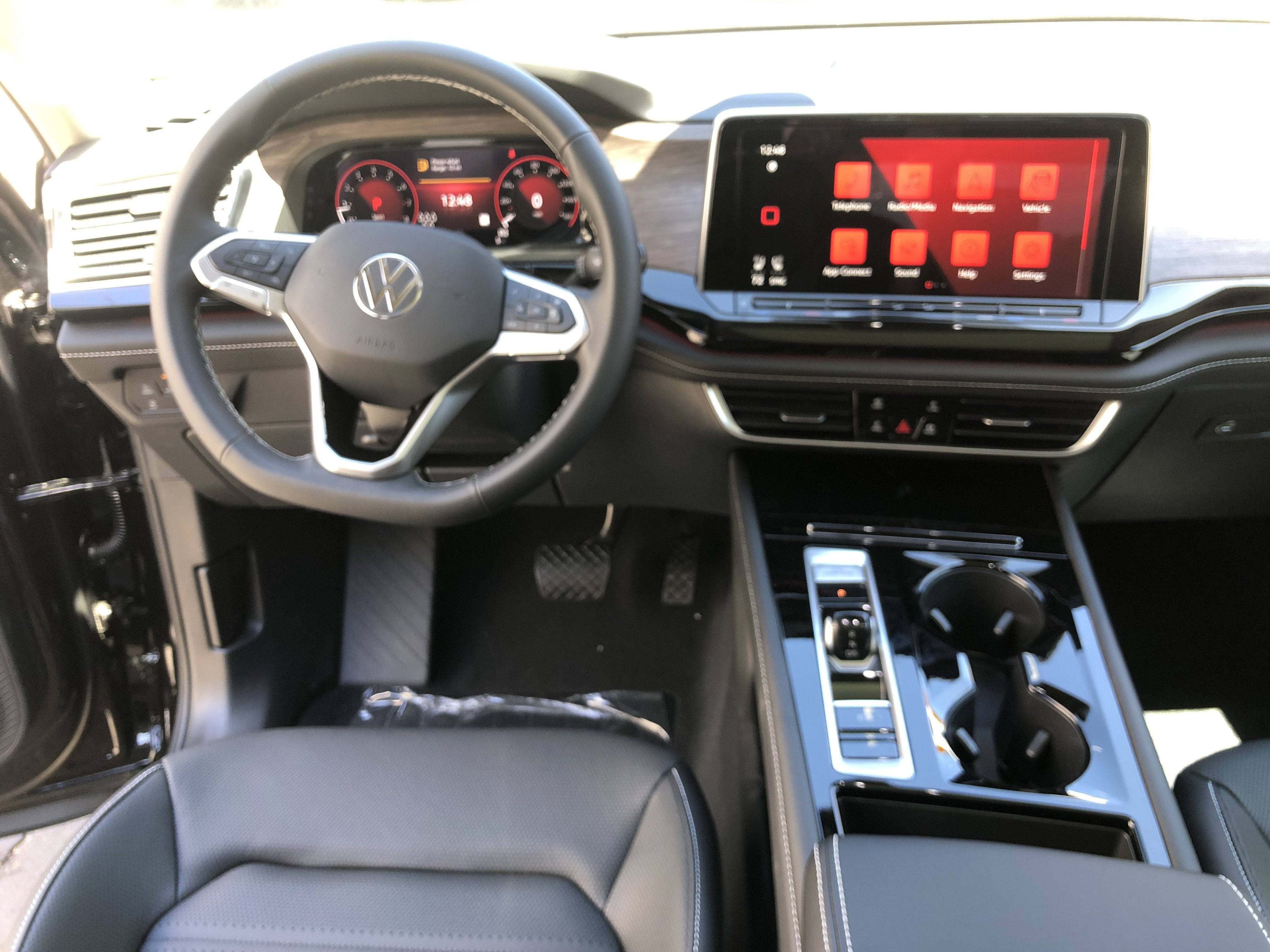 2026 Volkswagen Atlas 2.0T SEL