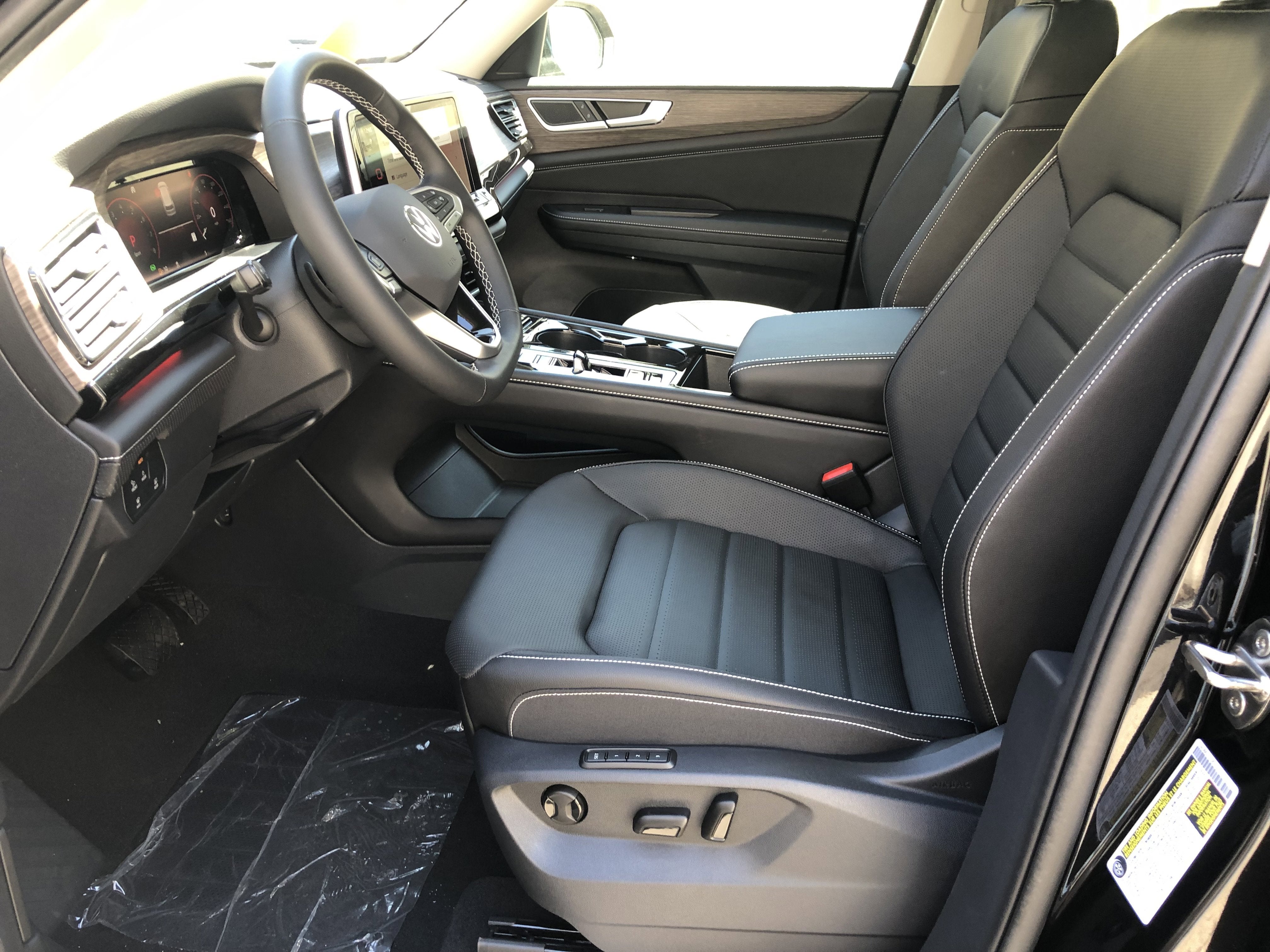 2026 Volkswagen Atlas 2.0T SEL