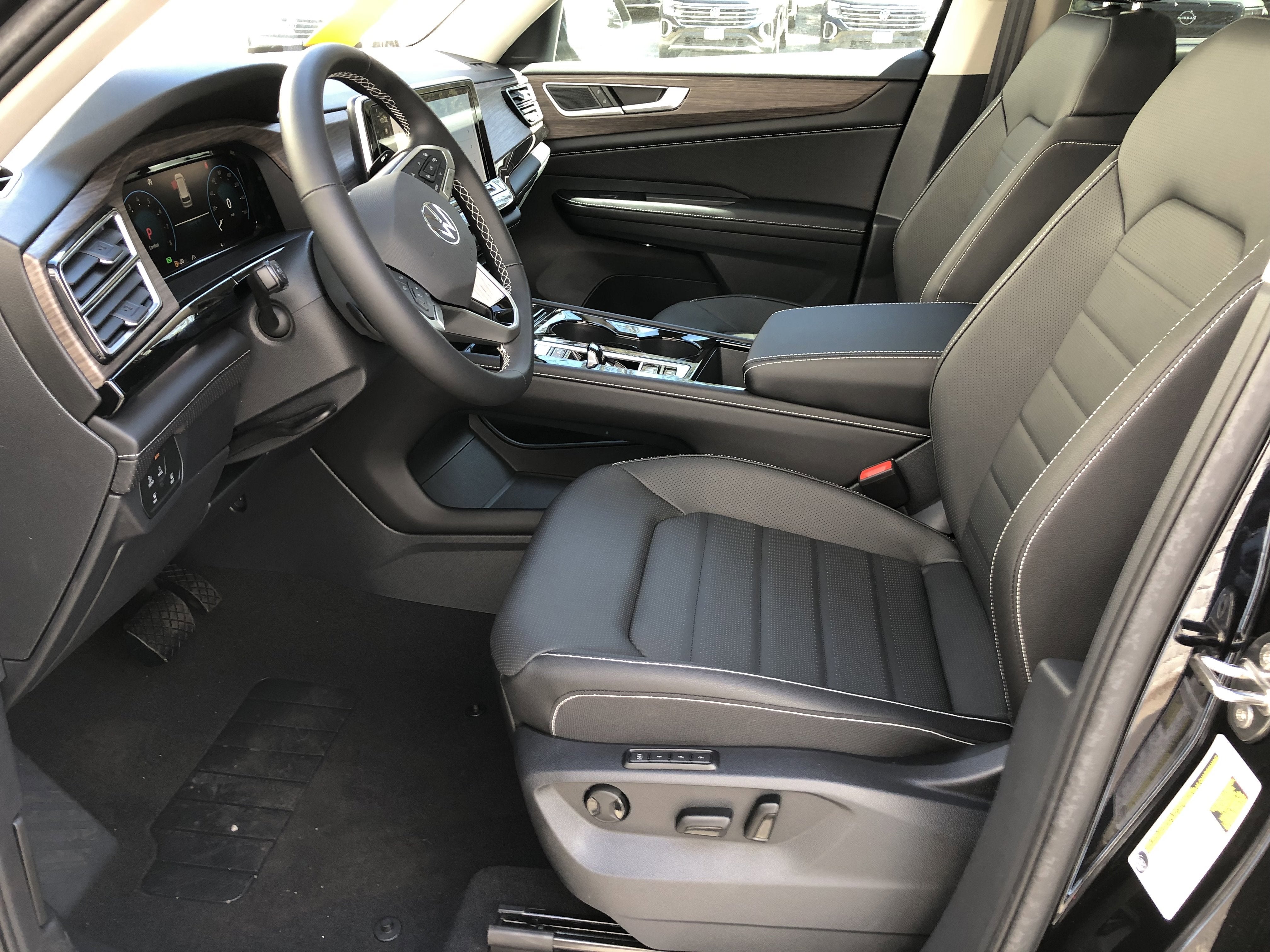2026 Volkswagen Atlas 2.0T SEL