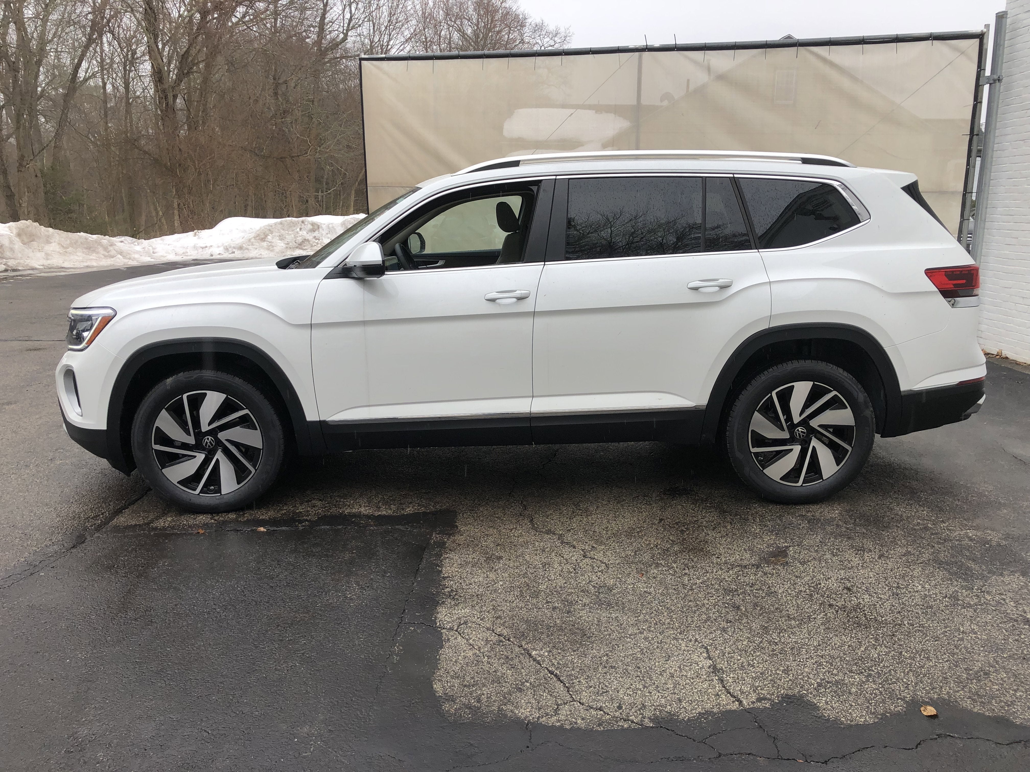 2026 Volkswagen Atlas 2.0T SEL