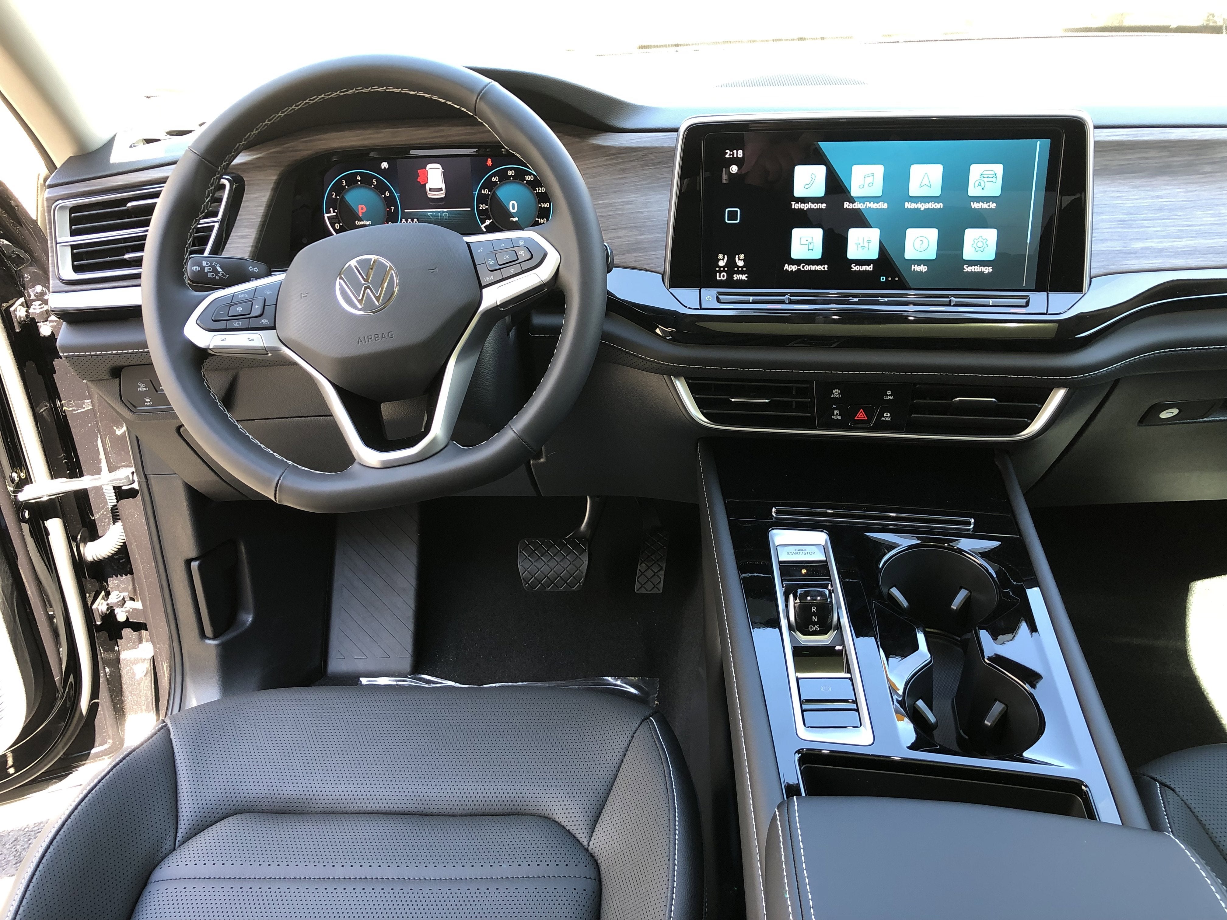 2026 Volkswagen Atlas 2.0T SEL