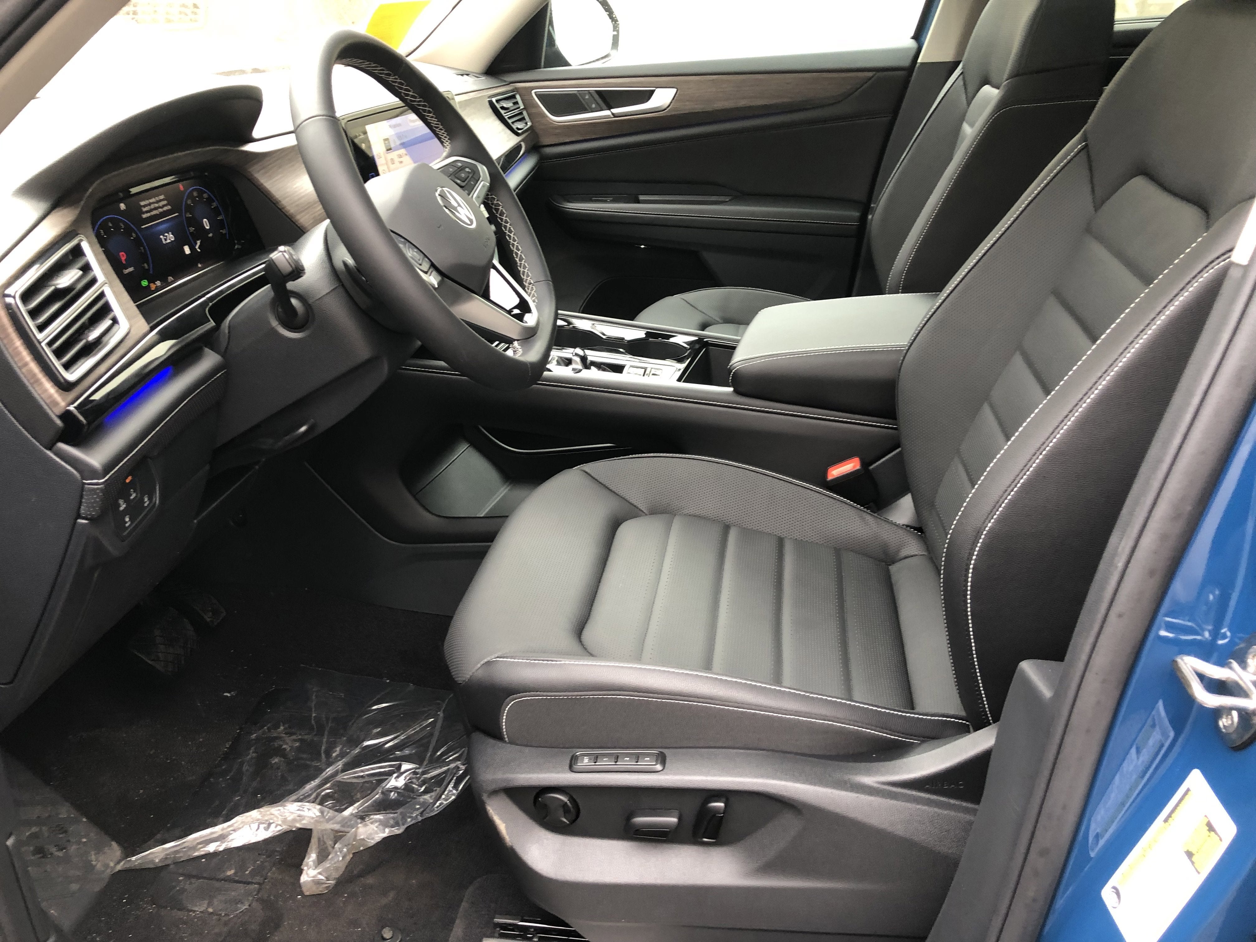 2026 Volkswagen Atlas 2.0T SEL