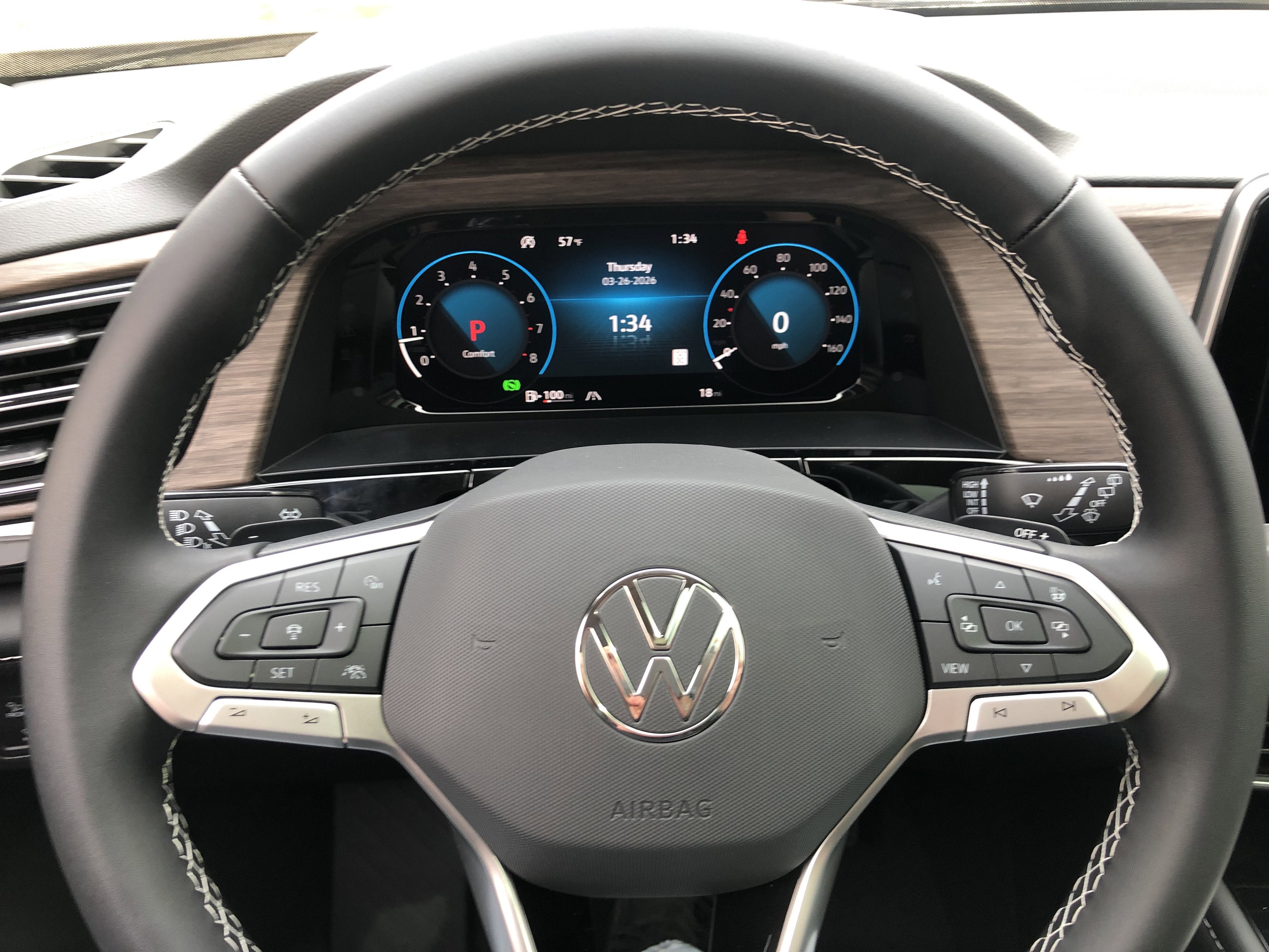 2026 Volkswagen Atlas 2.0T SEL