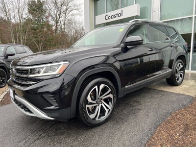 2023 Volkswagen Atlas 3.6L V6 SEL w/captains chairs