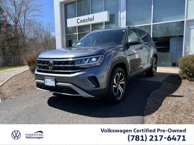 2023 Volkswagen Atlas 3.6L V6 SEL w/captains chairs