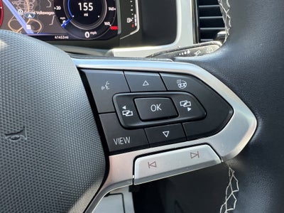 2023 Volkswagen Atlas 3.6L V6 SEL w/captains chairs