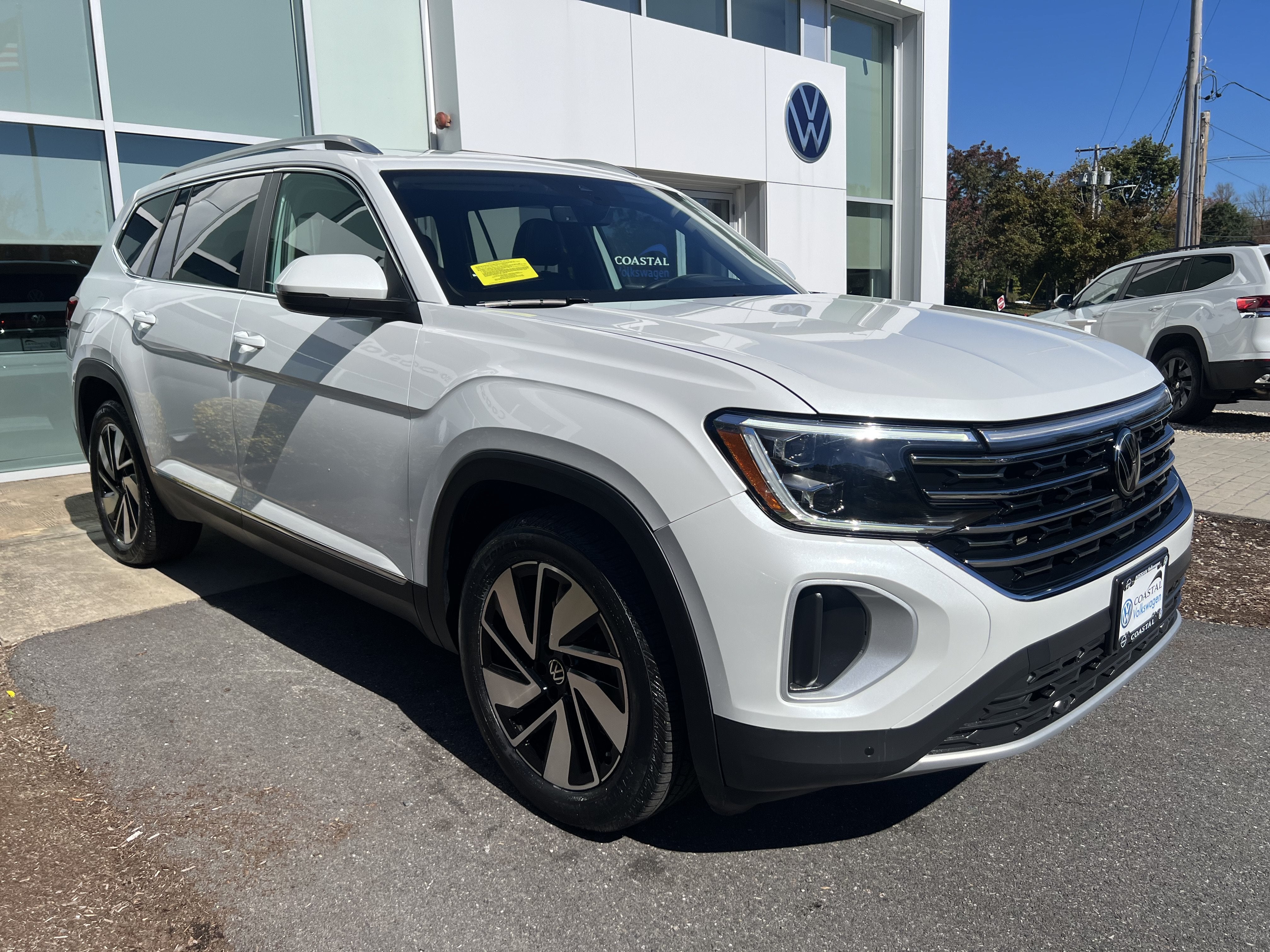 2024 Volkswagen Atlas 2.0T SEL