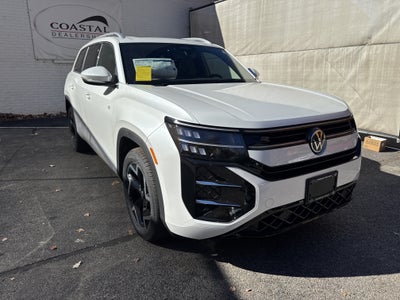 2027 Volkswagen Atlas SEL R-Line w/captains chairs